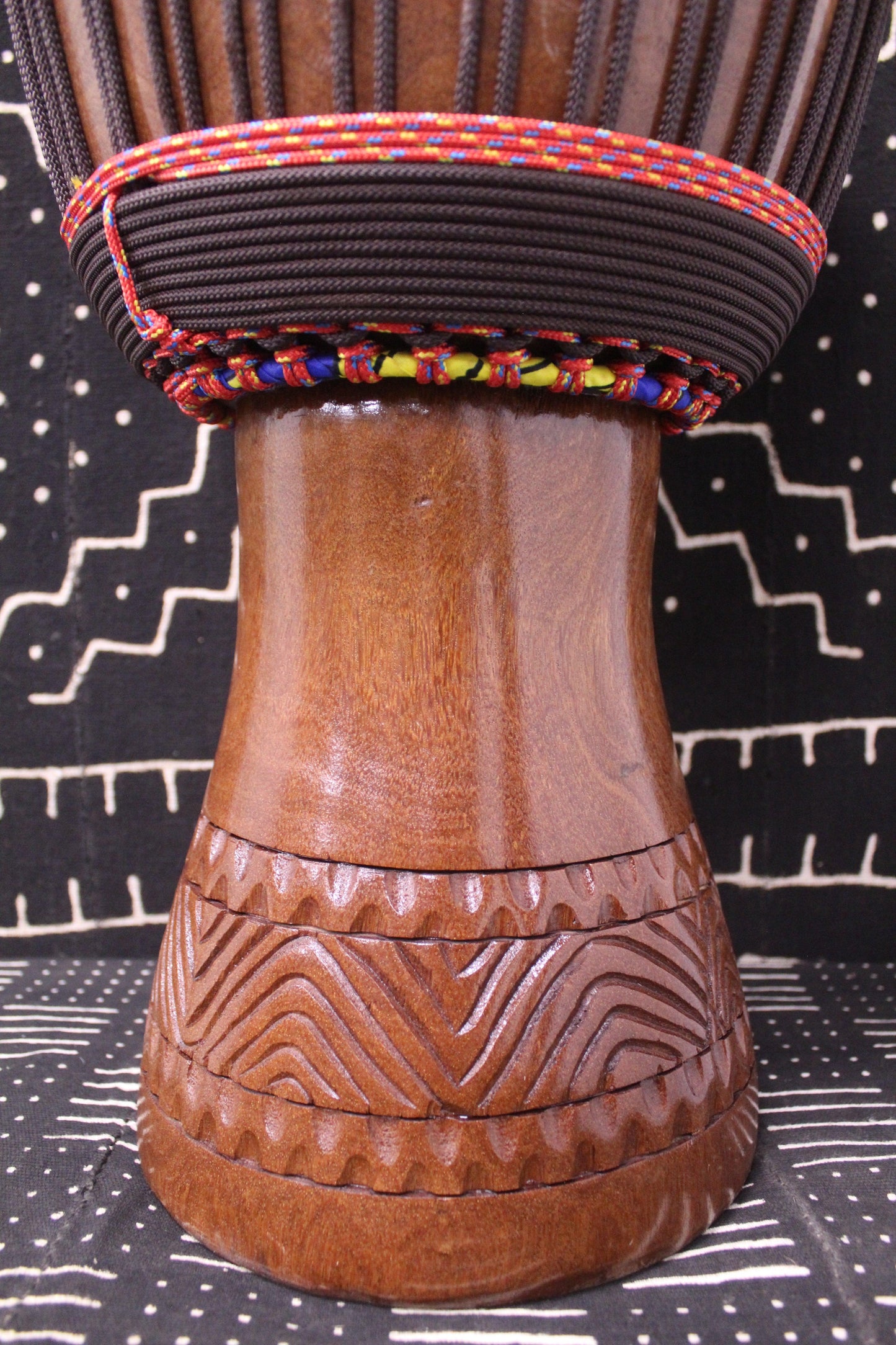 Dugura Djembe - Brown - Mali - D 32.5 cm - H 62 cm (Product ID: MS-DU-238-13)