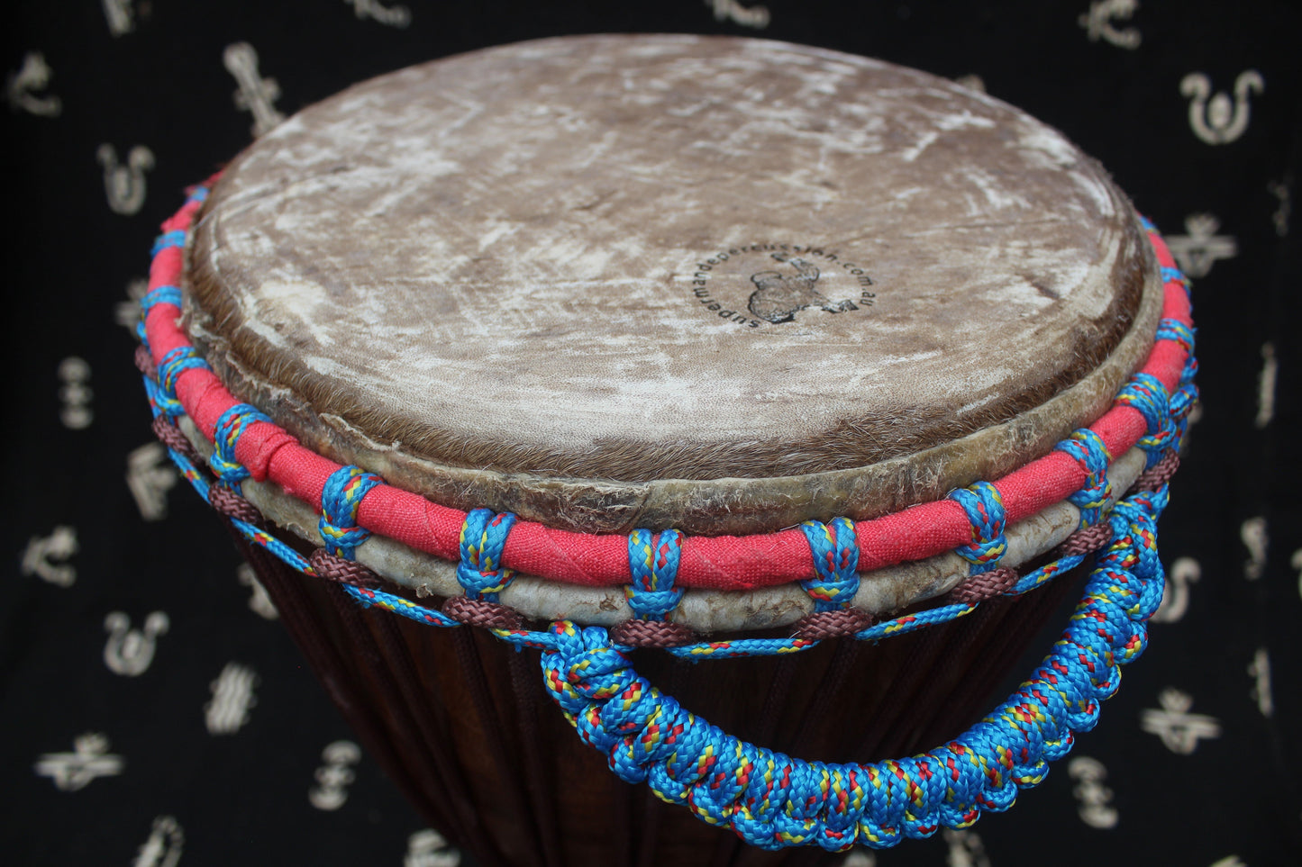 Djala Djembe – Brown – Mali – D 29 cm – H 52 cm (Product ID: MM-DJ-189-15)