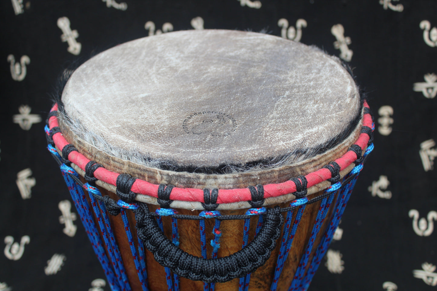 Dugura Djembe – Blue – Mali – D 28 cm – H 56 cm (Product ID: MM-DU-189-01)