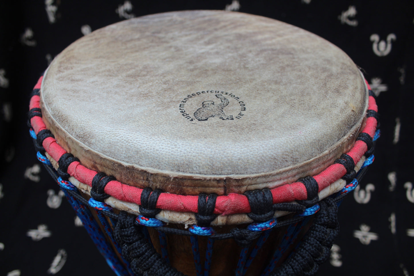 Dugura Djembe – Blue – Mali – D 29 cm – H 58 cm (Product ID: MM-DU-189-08)