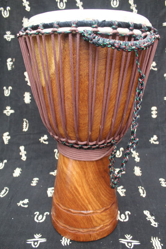 Dugura Djembe – Brown – Mali – D 30 cm – H 60 cm (Product ID: MM-DU-189-06)