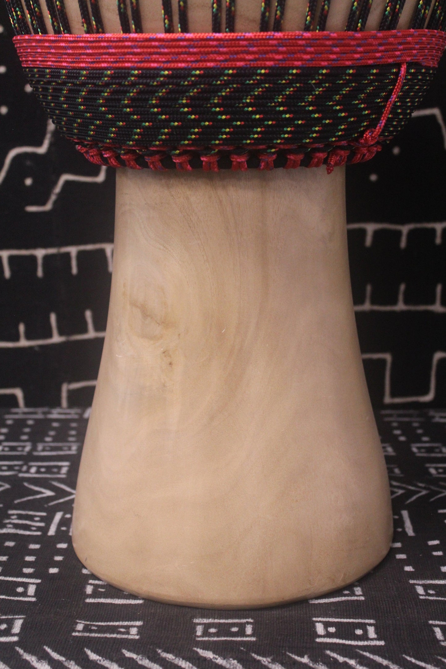 Mali Yirini Djembe - Black - Mali - D 33 cm - H 59 cm (Product ID: MS-MA-228-09)