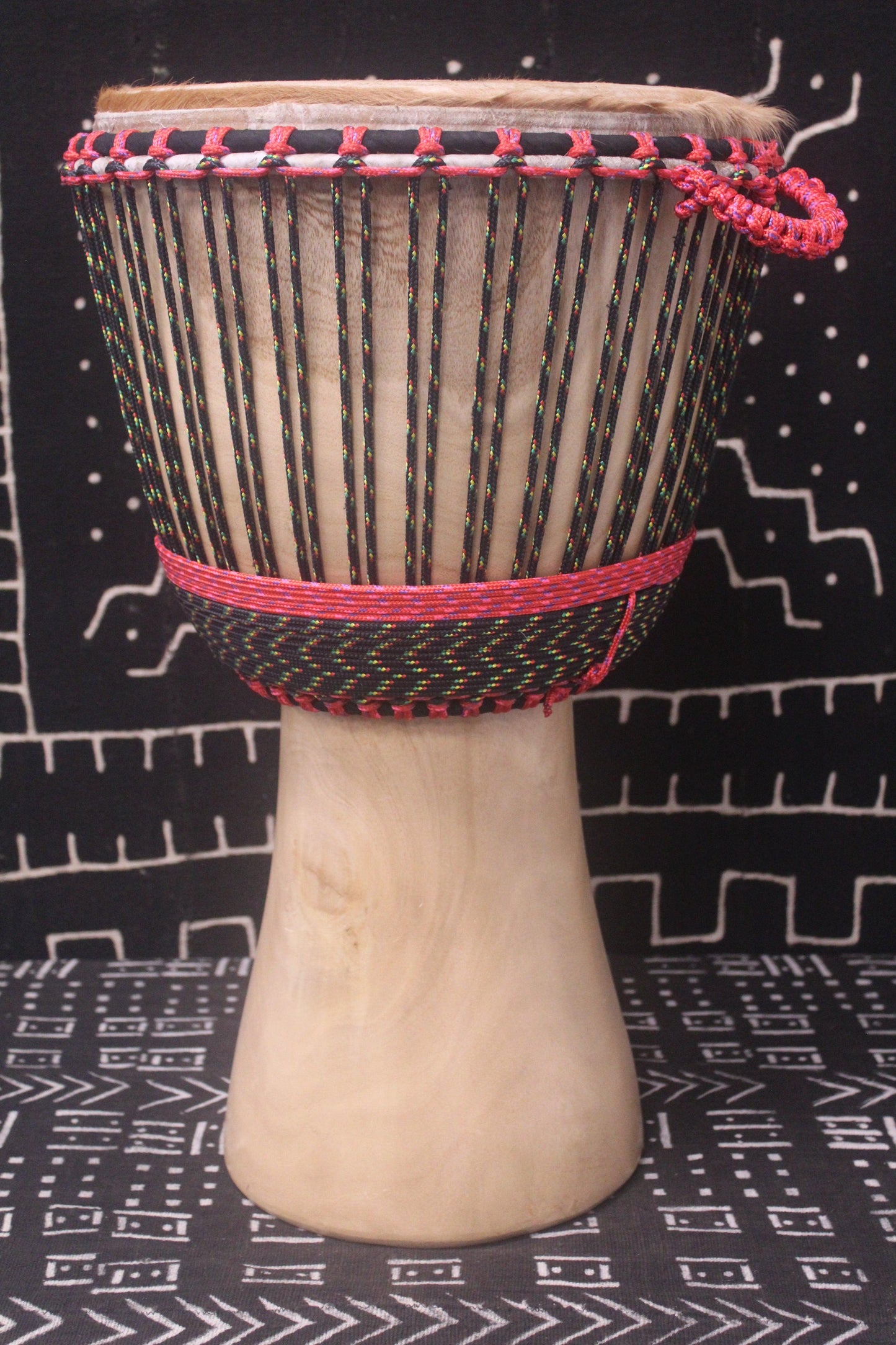 Mali Yirini Djembe - Black - Mali - D 33 cm - H 59 cm (Product ID: MS-MA-228-09)