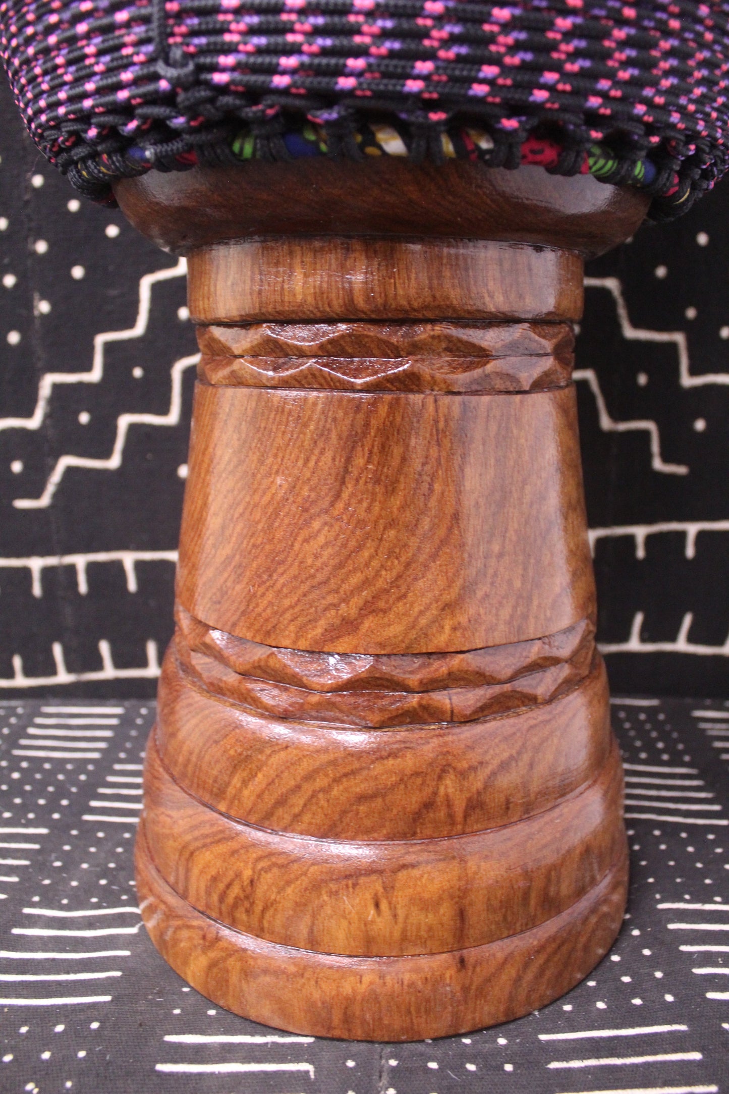 Guéni Djembe - Black - Mali - D 34 cm - H 63.5 cm (Product ID: MS-GU-248-05)