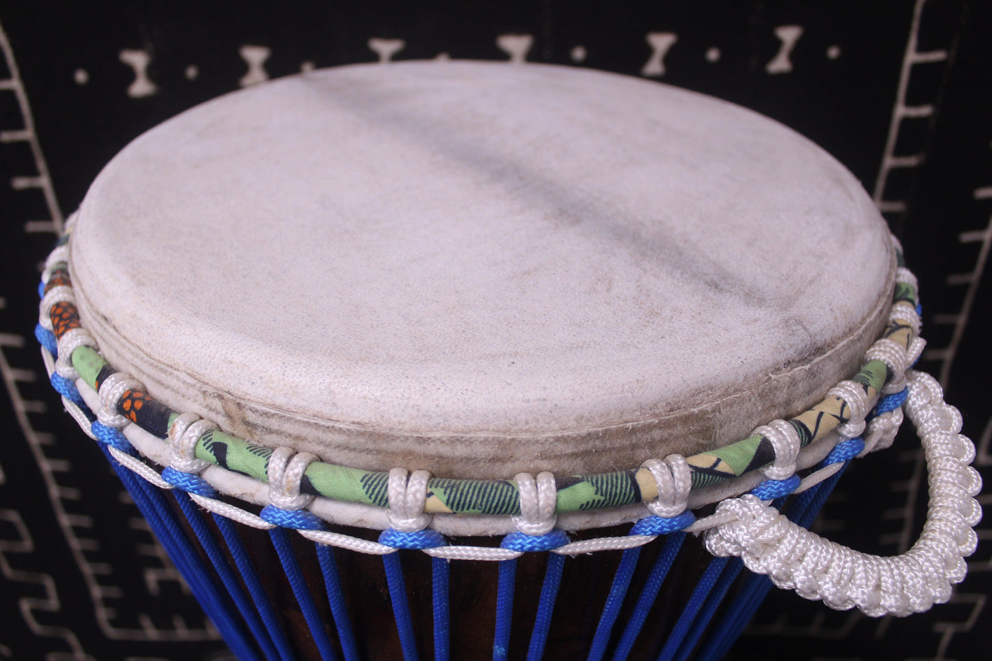 Guéni Djembe - Blue - Mali - D 33.5 cm - H 64.5 cm (Product ID: MS-GU-247-08)