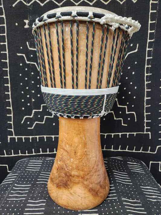 Tweneboa Djembe – Black – Ghana – D 26 cm – H 56 cm (Product ID: LM-24503)