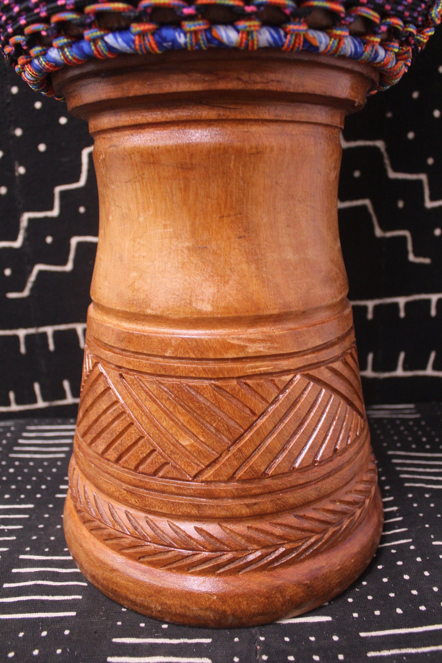 Tweneboa Djembe - Black - Ghana - D 32 cm - H 64 cm (Product ID: MS-TW-247-01)