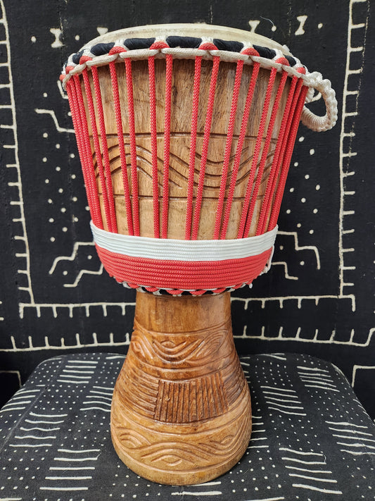 Tweneboa Djembe – Red – Ghana – D 25.5 cm – H 52 cm (Product ID: LM-24501)