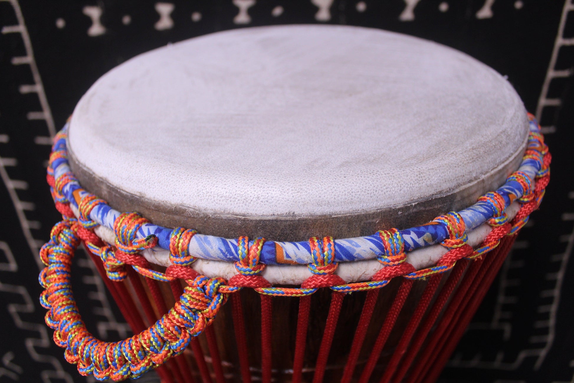 Tweneboa Djembe - Red - Ghana - D 30.5 cm - H 63 cm (Product ID: MS-TW-246-10)